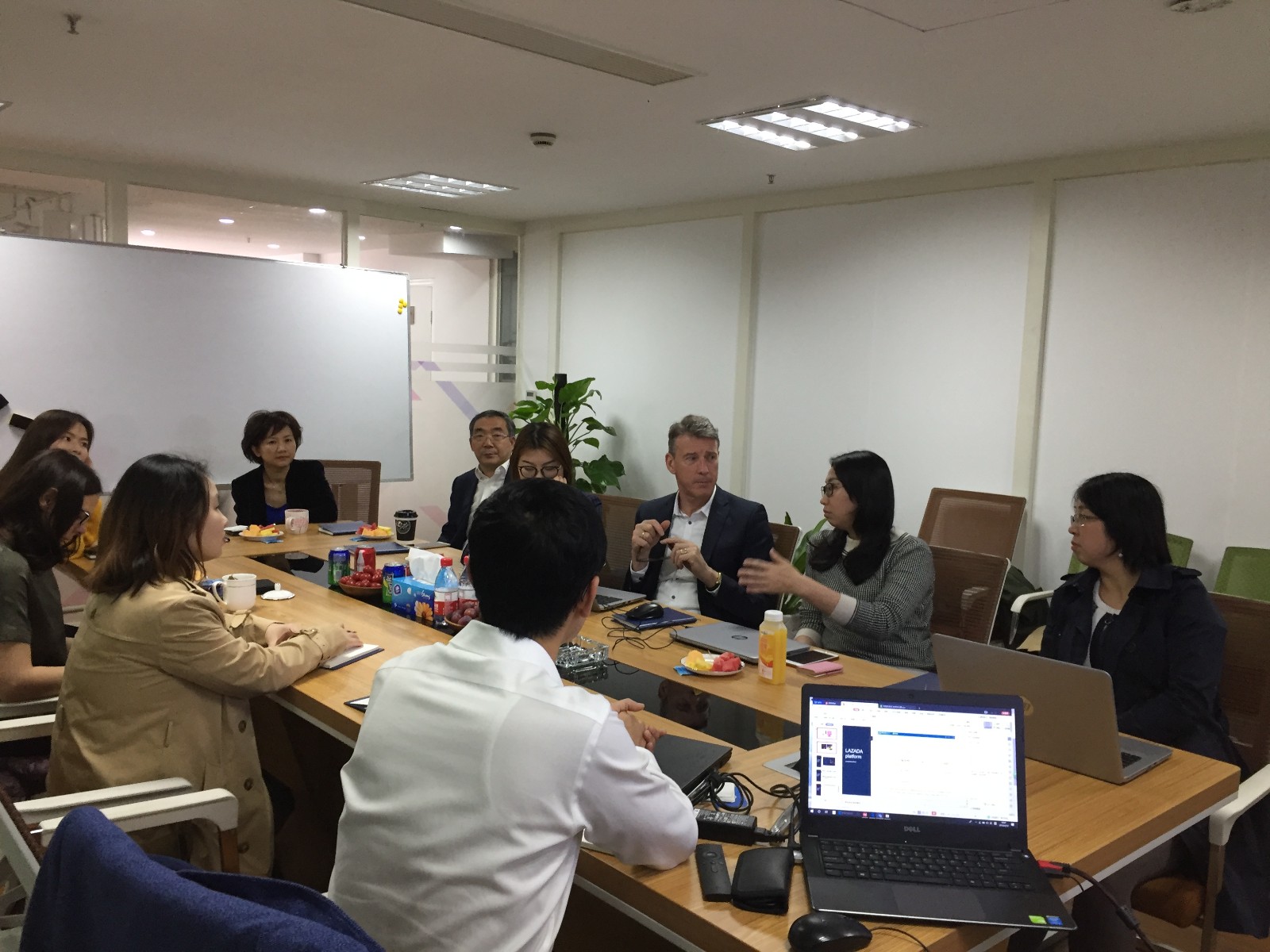 1556437652100854kyr8.jpg 6c958b4dc618fff2c124f61f6c83fc0.jpg